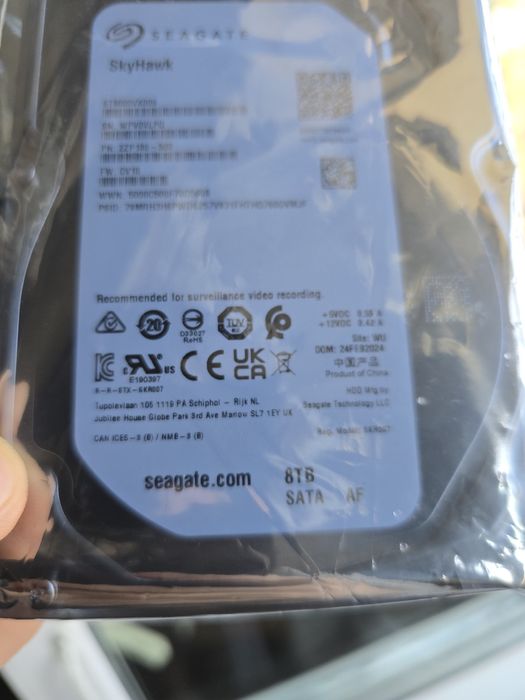 Жёсткий диск 8 тб, Seagate НОВЫЙ