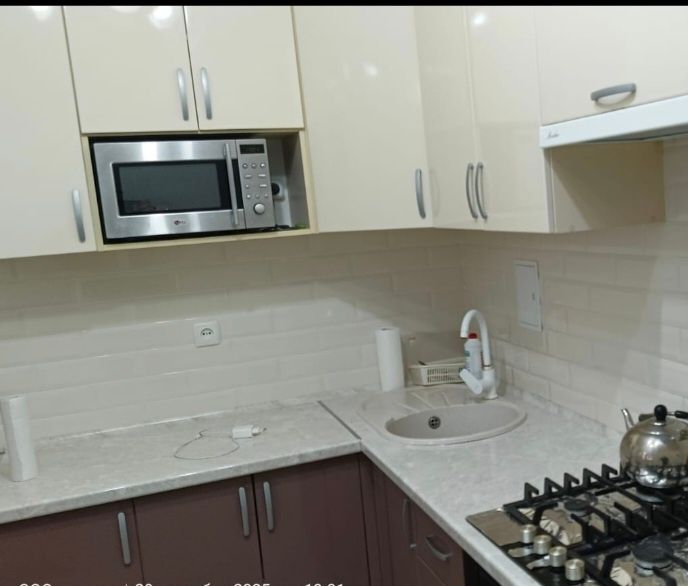 Сдавать в аренду 2х комн квартиру