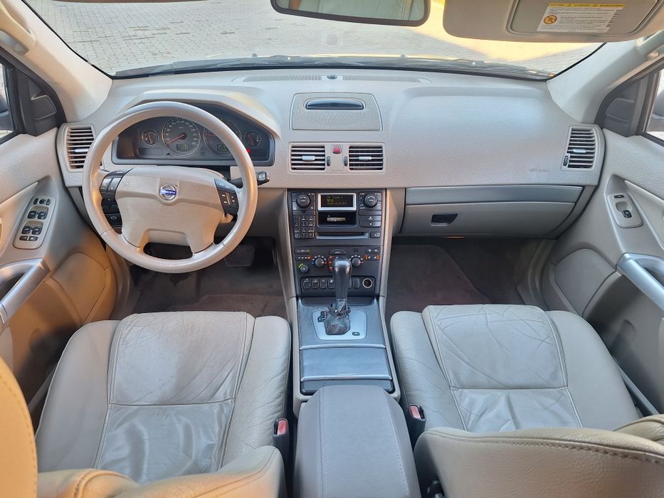 Volvo xc90 2.4 awd 7 locuri  Automat