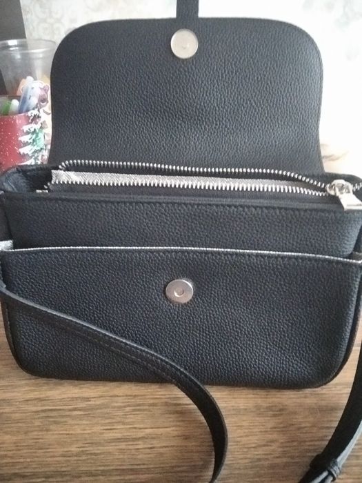 Продам натуральную кожаную сумку