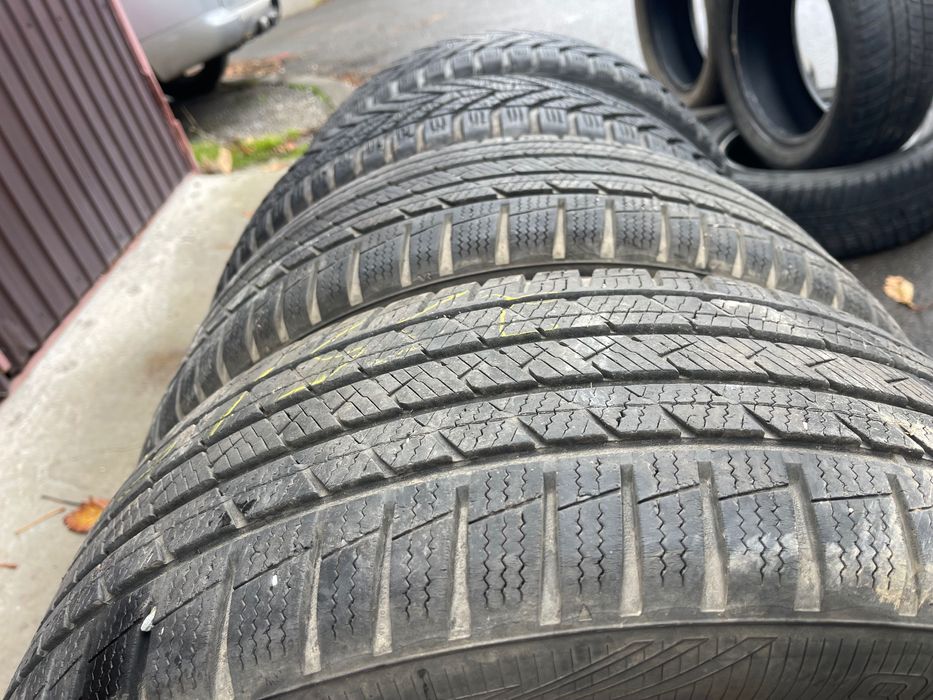 Cauciucuri de iarnă 225/50/18 dot 2020