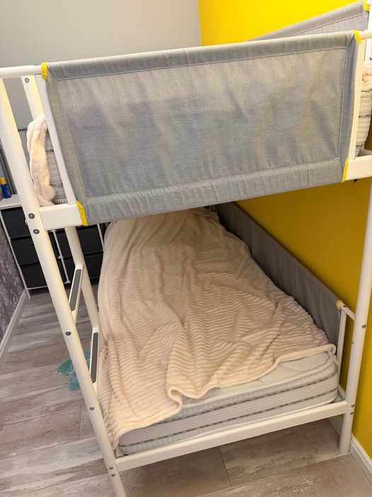 Детско двуетажно легло