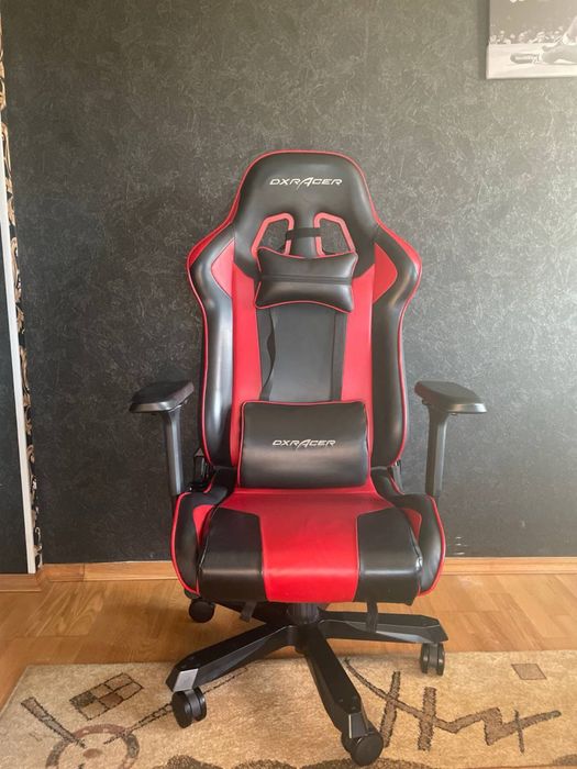Кресло игровое Dxracer