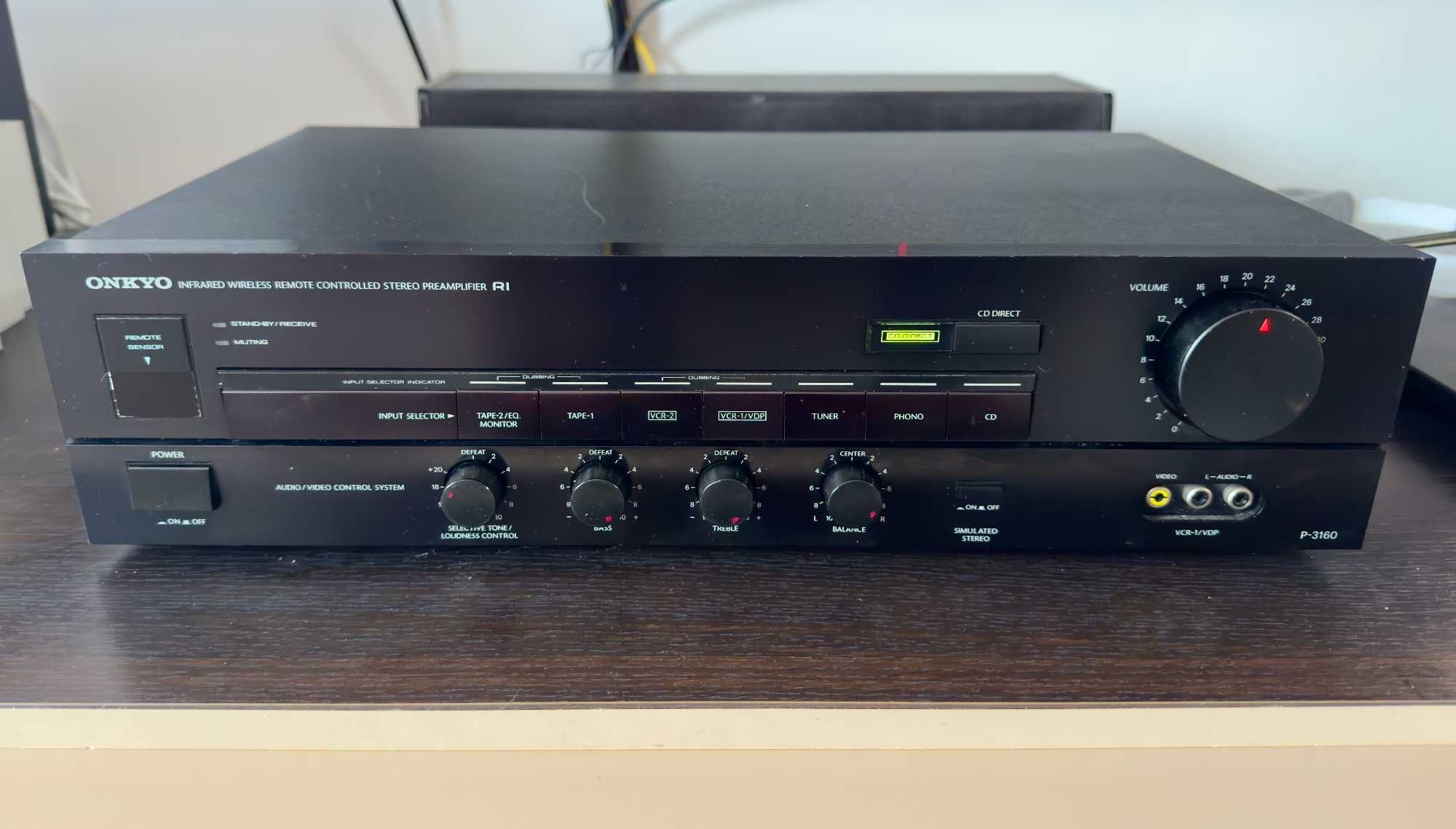 Preamplificator Onkyo P-3160 impecabil ideal pentru pickup vinil