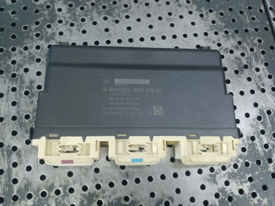 modul confort  mercedes cla x117 a2468200526  28-4135-1506-3-00