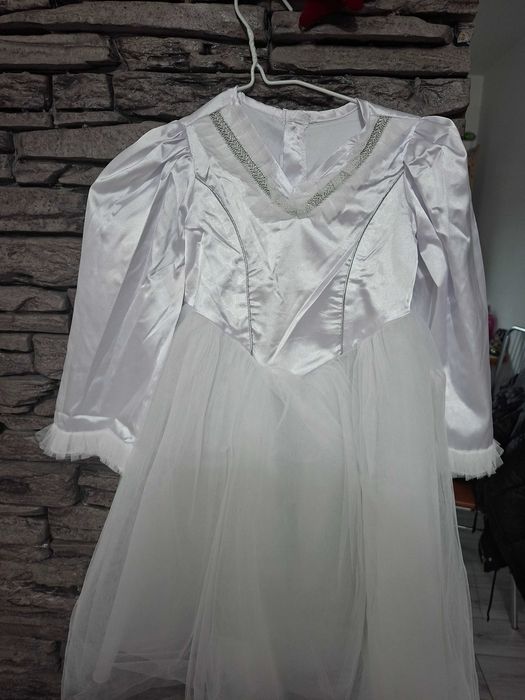 Costum ingeras copii