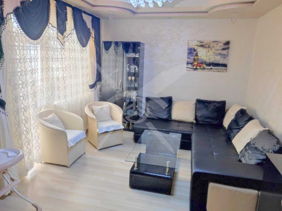Продава се Тристаен апартамент в Пловдив, Кършияка - 94 кв.м за 1915 €/кв.м - Снимка #10