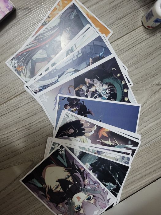 Значки, брелки, карточки