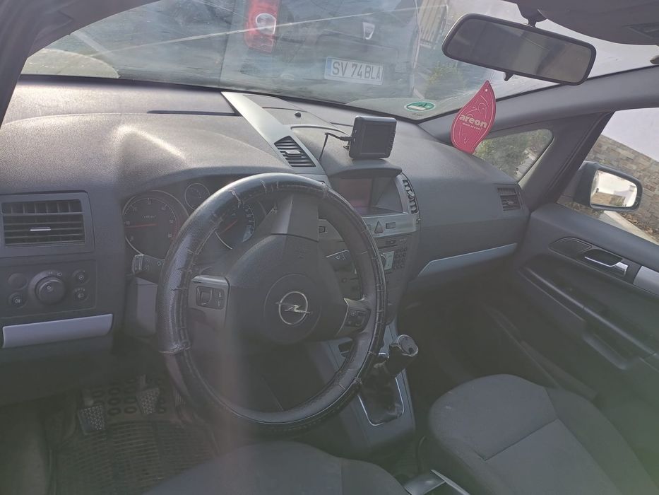 Opel Zafira 1.9 diesel an 2007