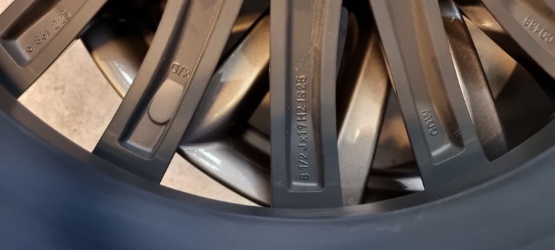 19цола BMW 7серия G11 5x112