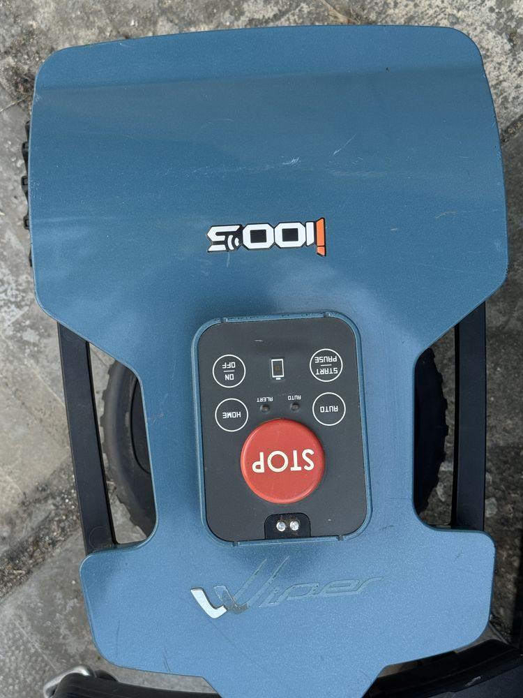 Робот косачка Wiper I 100S