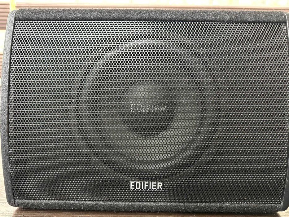 Активный сабвуфер 10" дюймовый EDIFIER