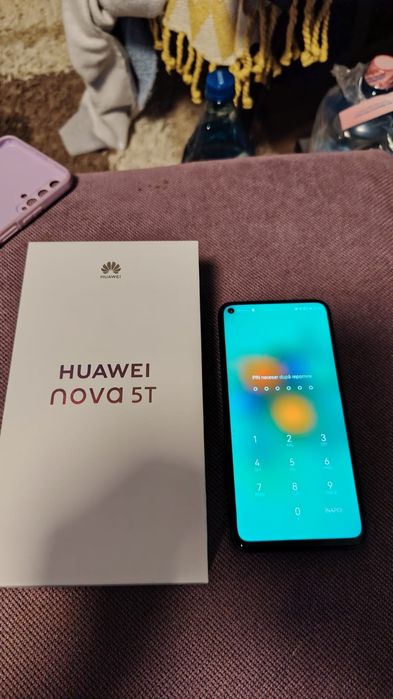 Huawei Nova 5T  că nou