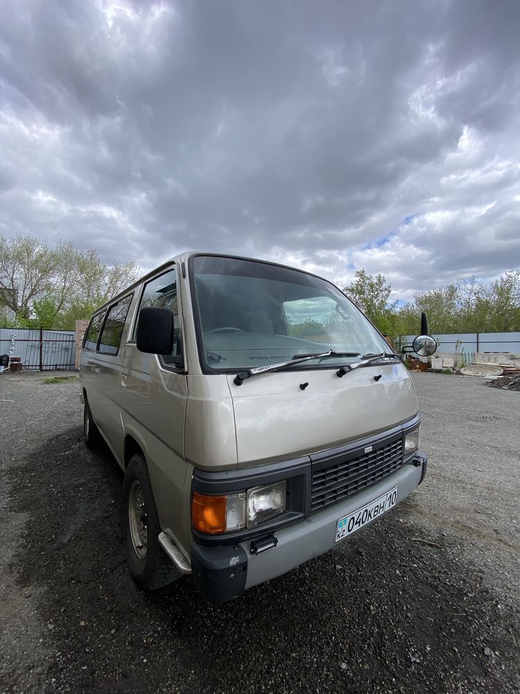 Nissan Caravan