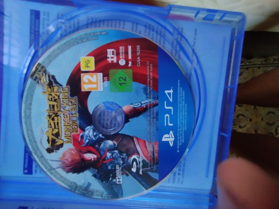 PlayStation 4 SLIM  500 GB