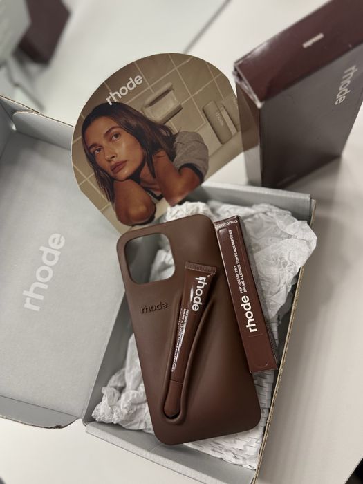 Оригинален Rhode Lip case