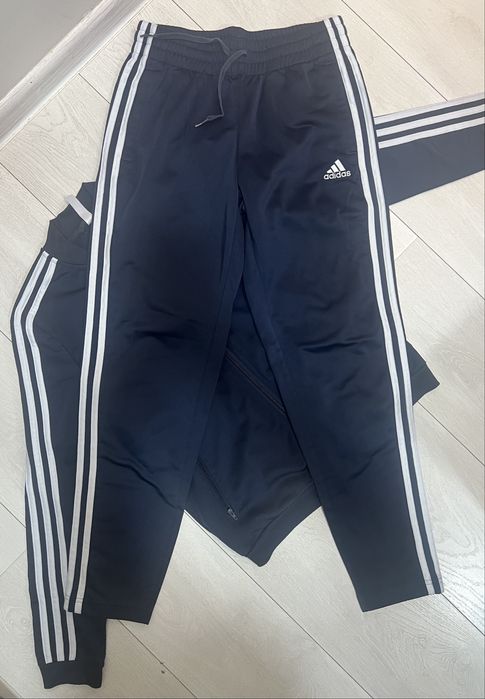 Дамски екип Adidas