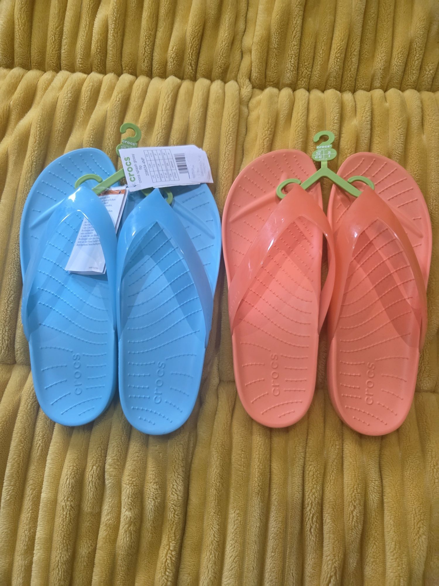 нови Crocs - Чехли с изчистен дизайн,