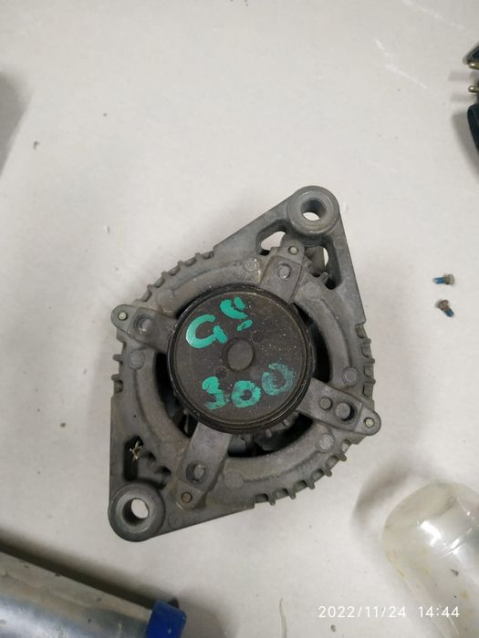 Генератор от lexus, gs 300, Toyota aristo