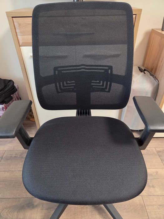 Офис стол Haworth Lively Black