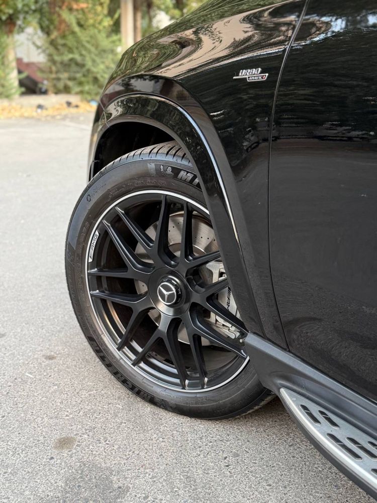 Mercedes - Benz GLE Coupe 53 AMG