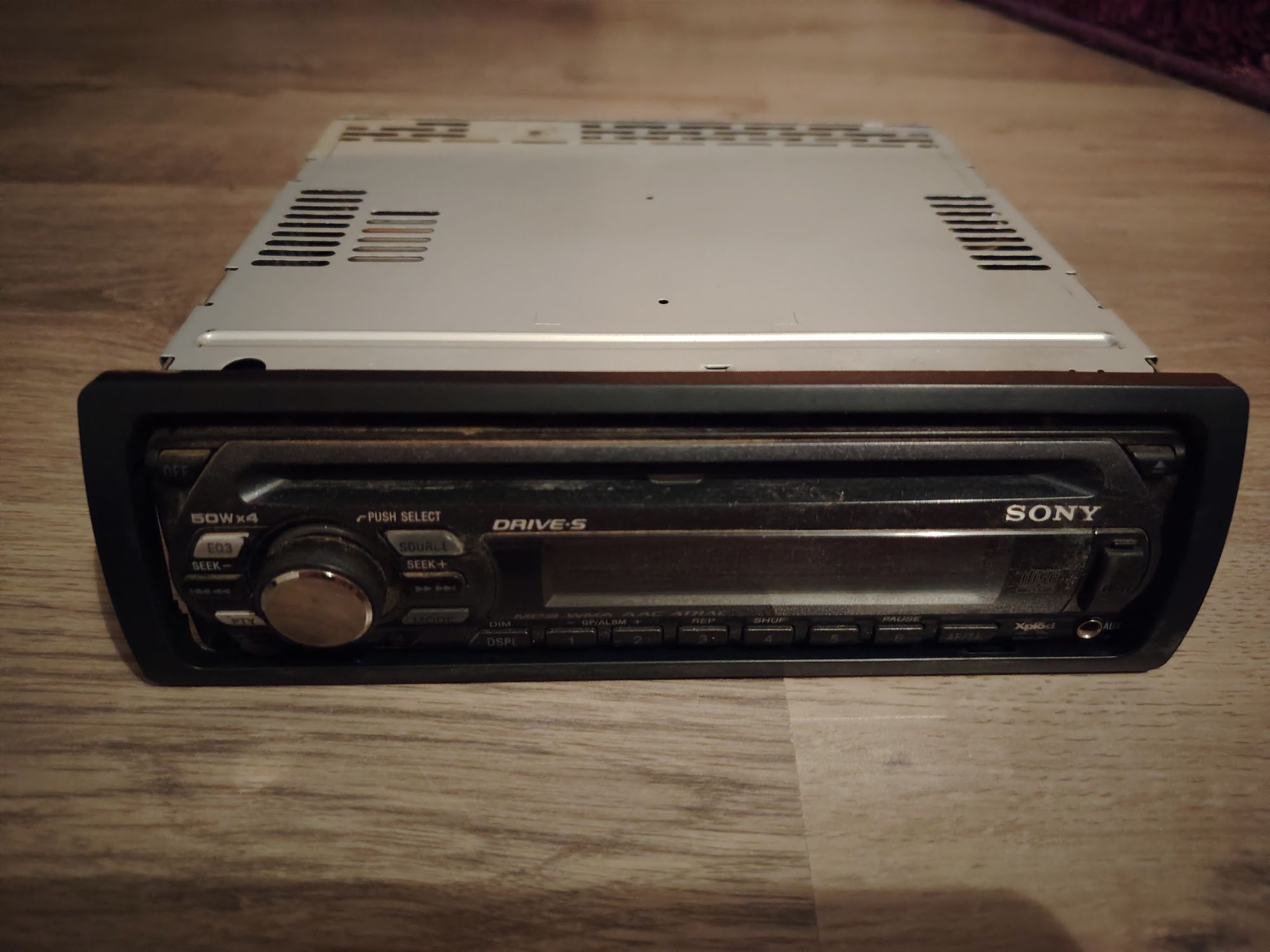 CD Sony със флашка