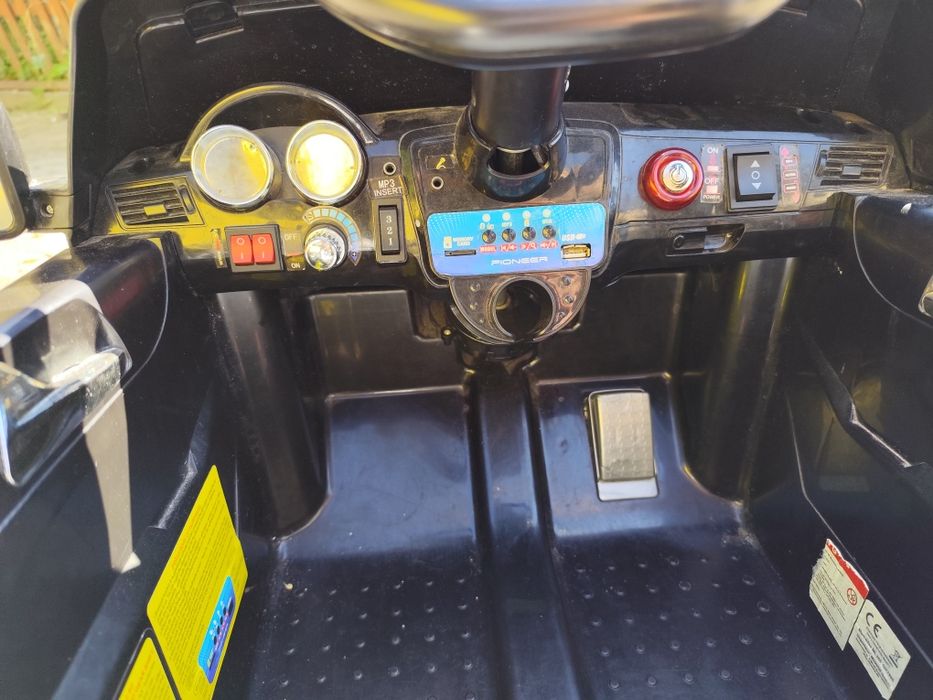 Mașinuță electrica