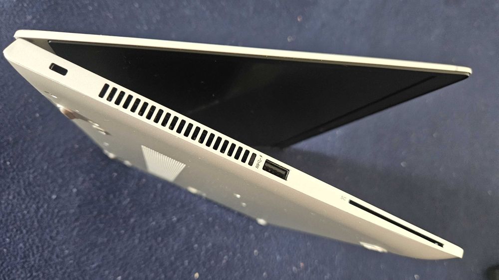 Laptop HP 830 Elitebook + Docking Station Ultraslim + Alimentator auto