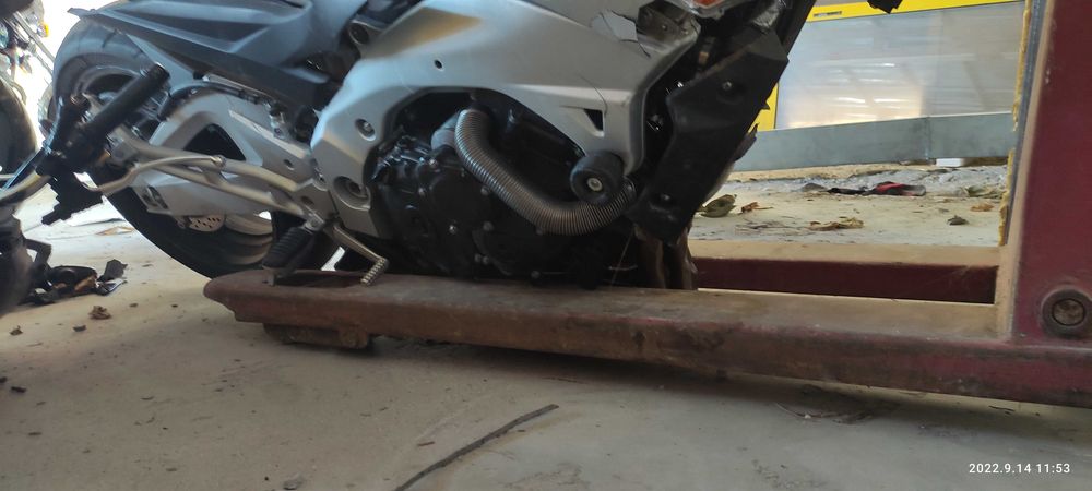 suzuki gsr 600cc