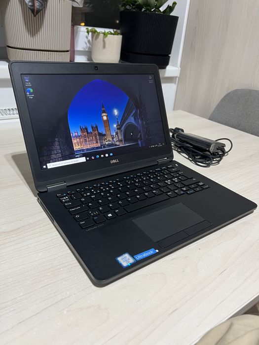 Dell Latitude E7270 Ultrabook i5