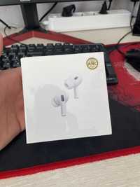 Продам наушники AirPods Pro