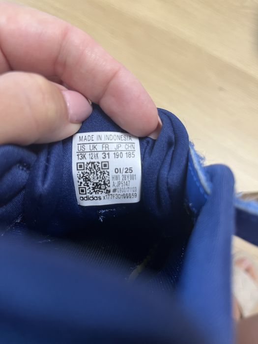 Маратонки Adidas 31 номер