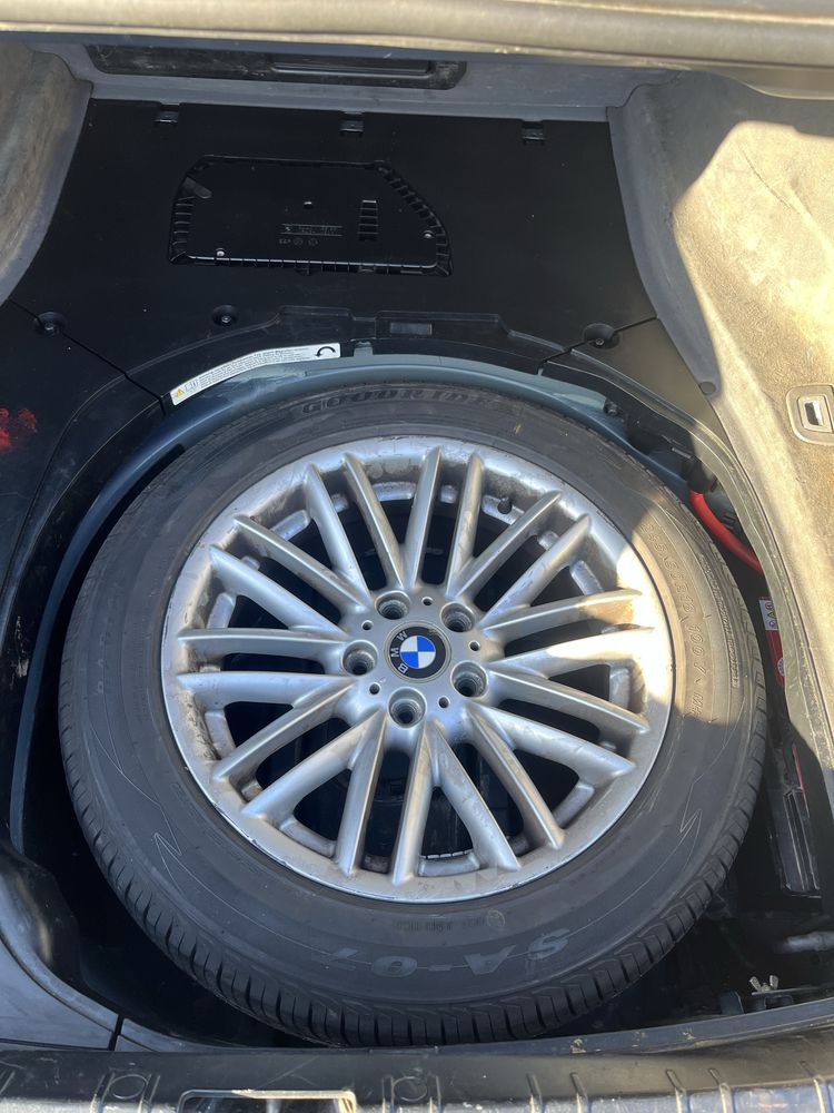 BMW 735i на части