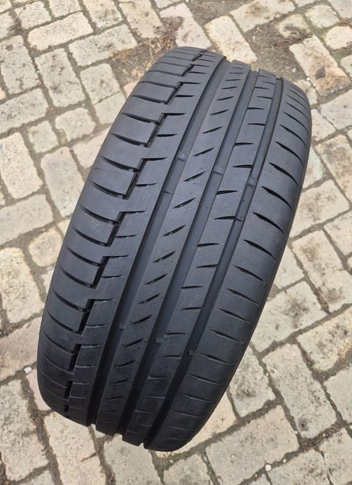 O bucată 245/45 R20 vară - una Continental Bridgestone