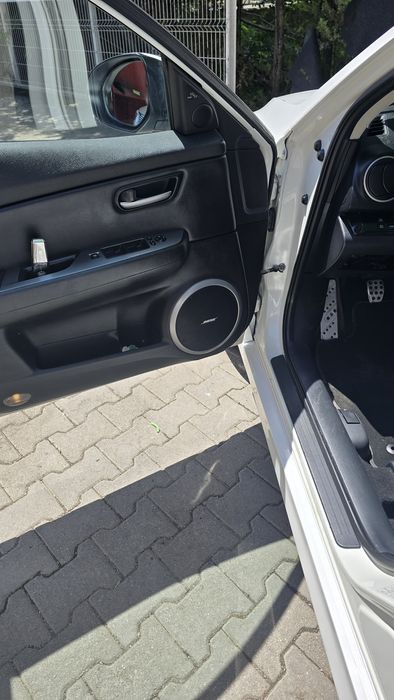 Продавам личната си кола фу екстри старт бутон ел огледала подгрев...