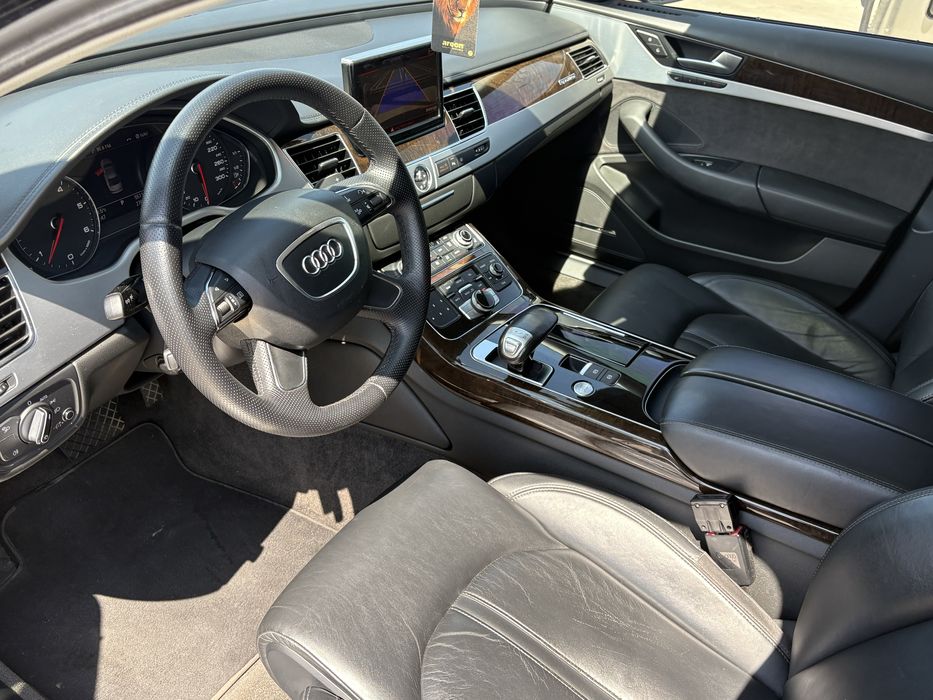 Vand Audi A8 Long!!!