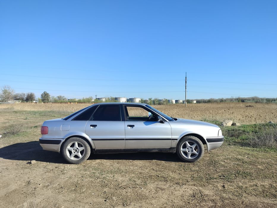 Продам авто Ауди 80 б4,1994 года