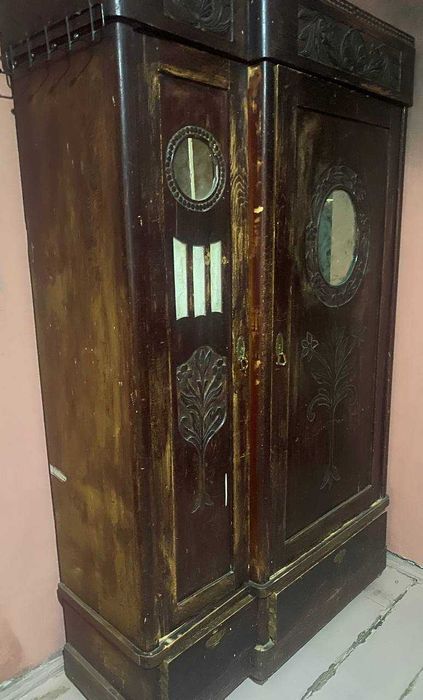 Шифоньеры добротные советские