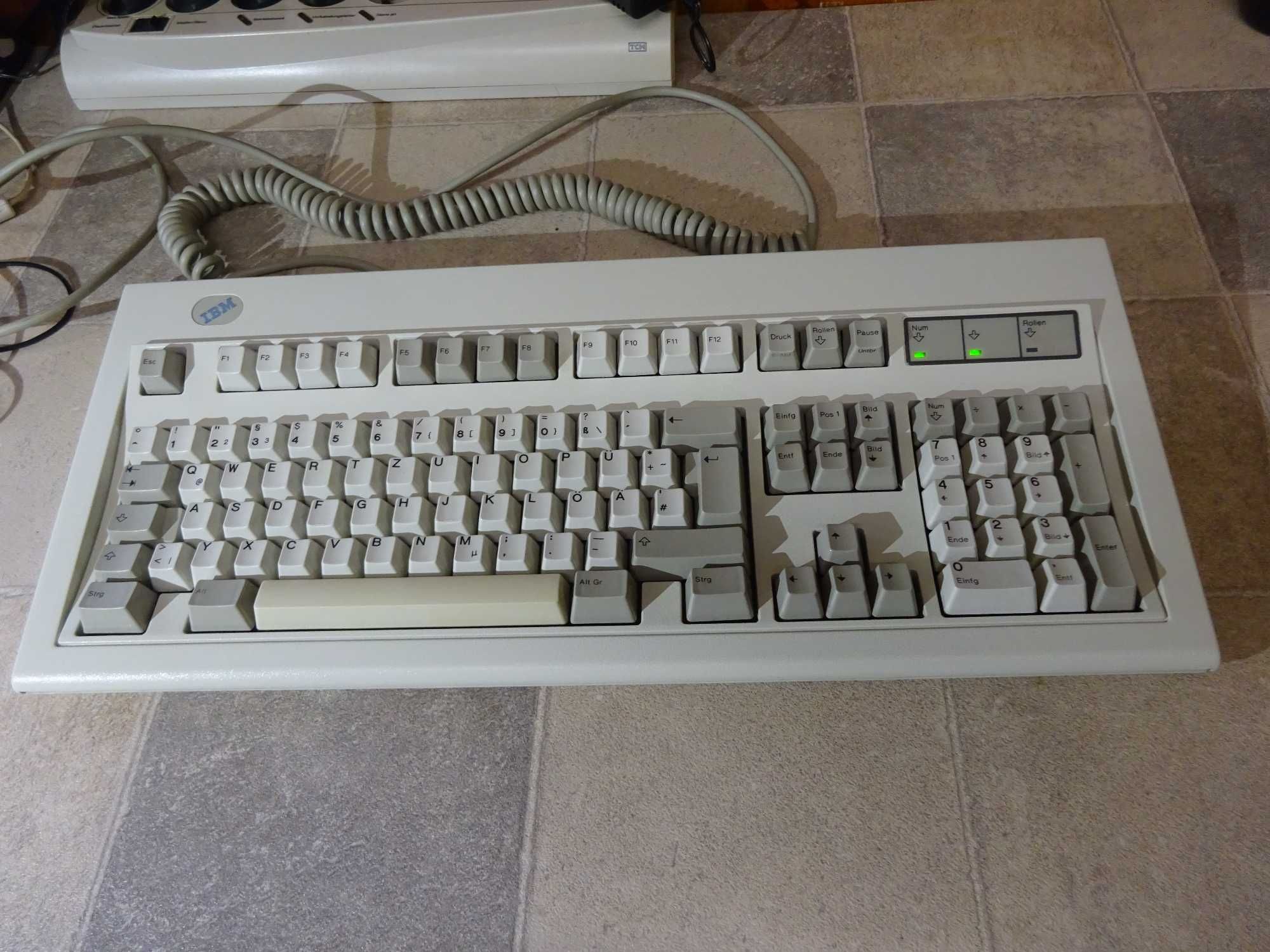 Tastatura pc mecanica vintage IBM