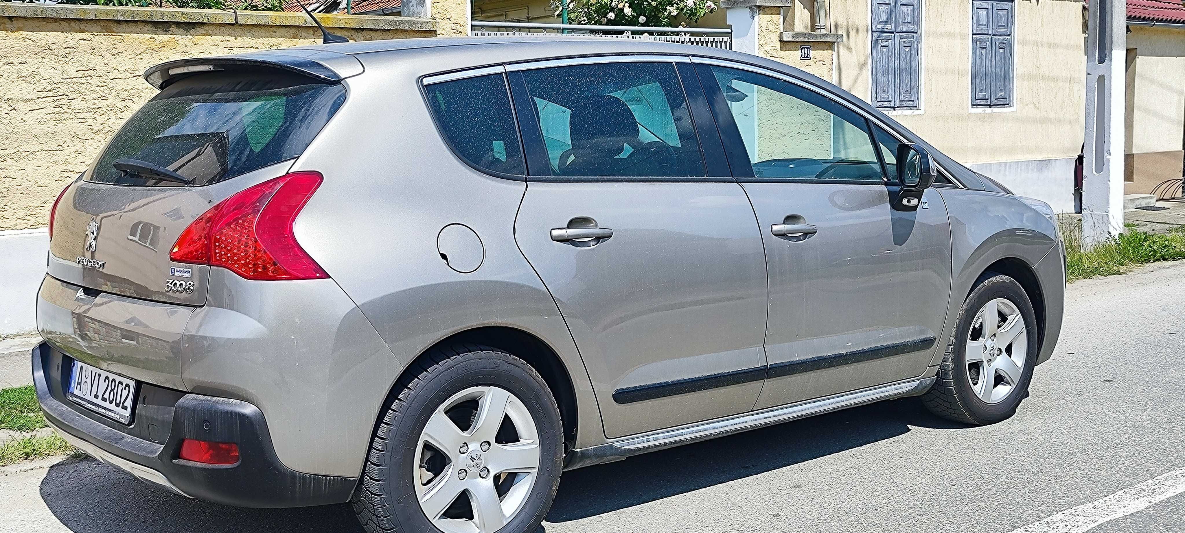 Peugeot 3008 hybrid 4x4 an 2012