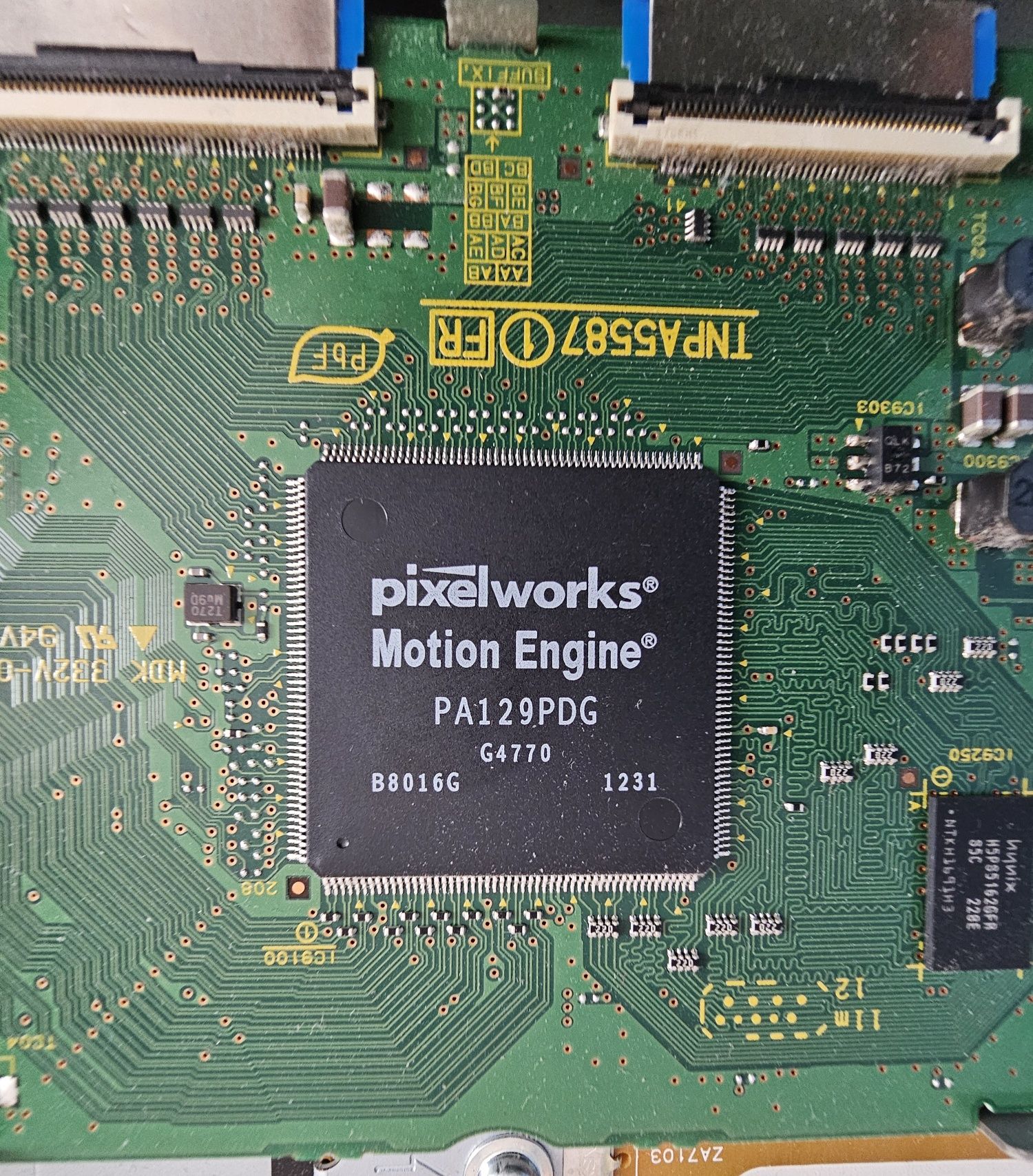 Panasonic TX L42ET5E /НА ЧАСТИ/