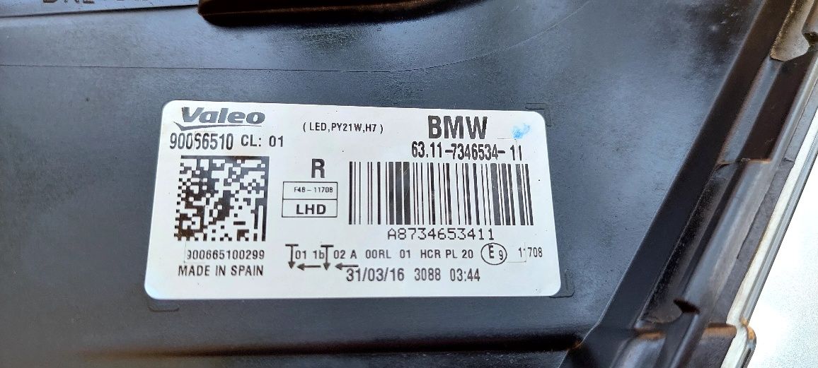 Faruri bmw x 1 triple bmw x 11