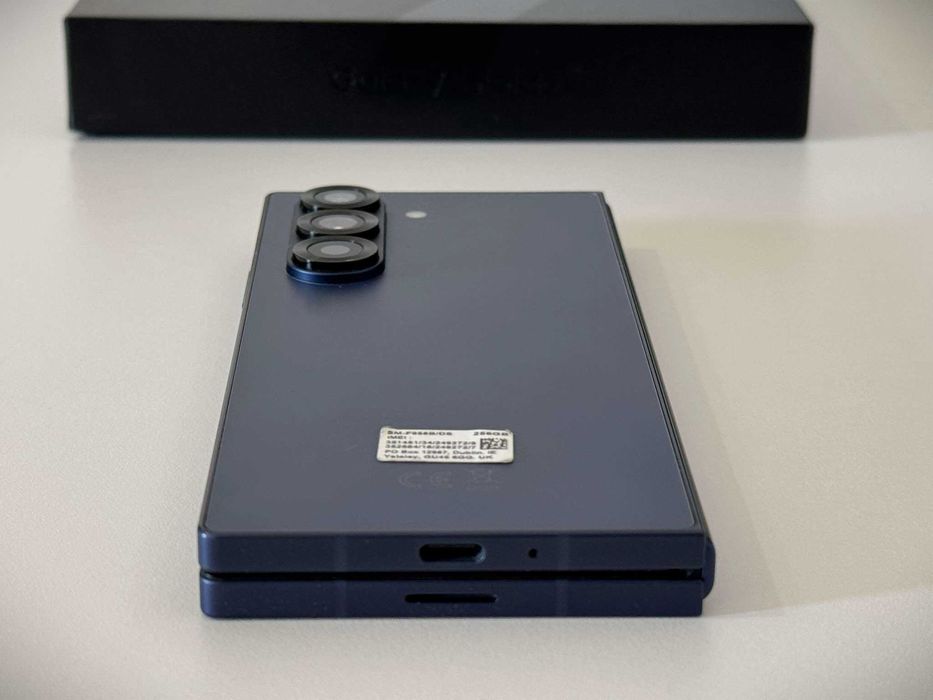 Бартер! Като НОВ! Samsung Galaxy Z Fold 6 Navy (Син)