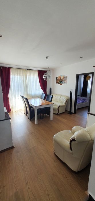 PF Vand apartament 3 camere, 60mp, parcare, 2 balcoane,  la 2 minute d