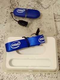 Stick USB Intel, 4GB, Albastru + Snur + Cutie
