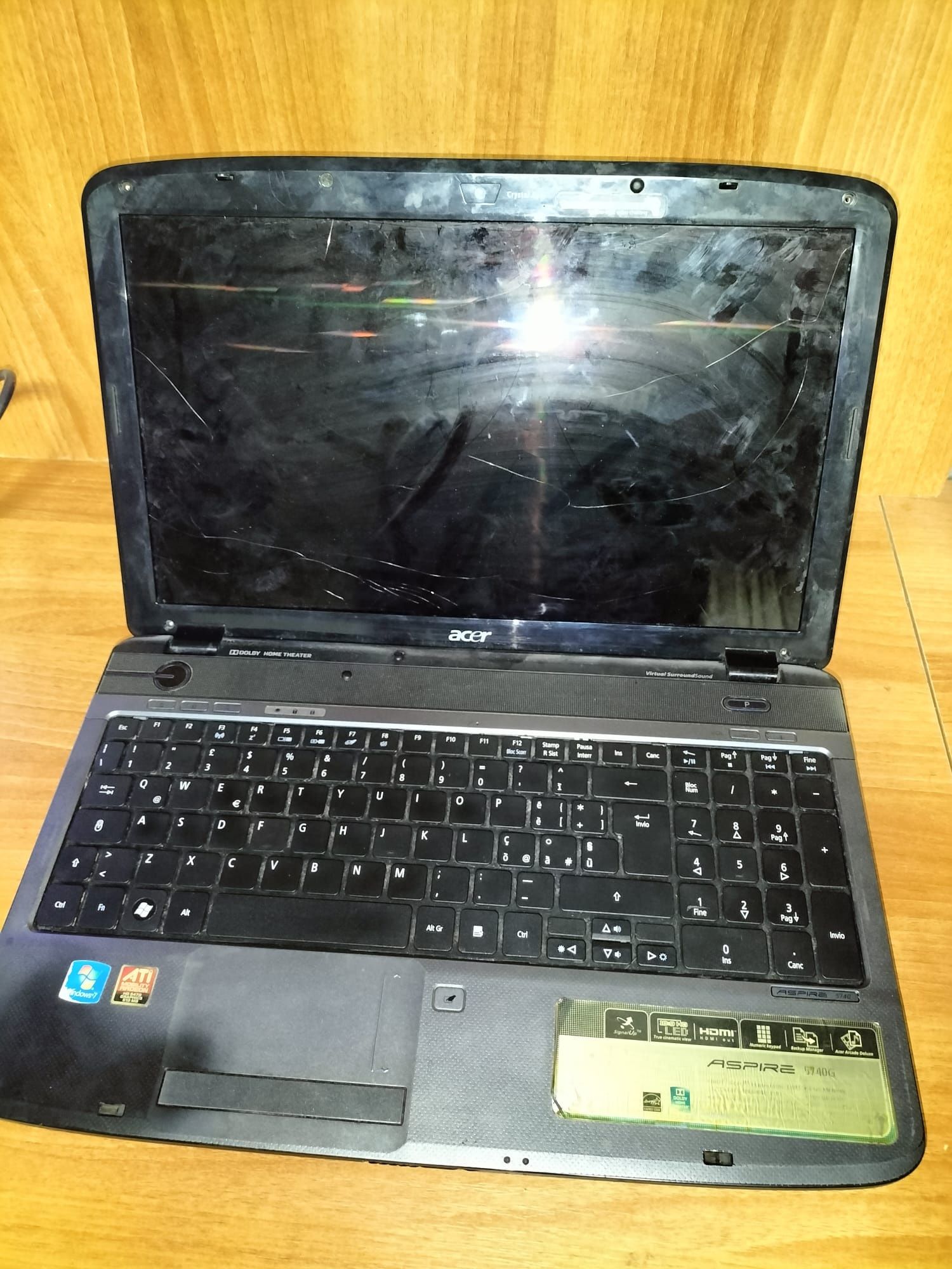 Laptop Acer Aspire 5740 i3 330m piese