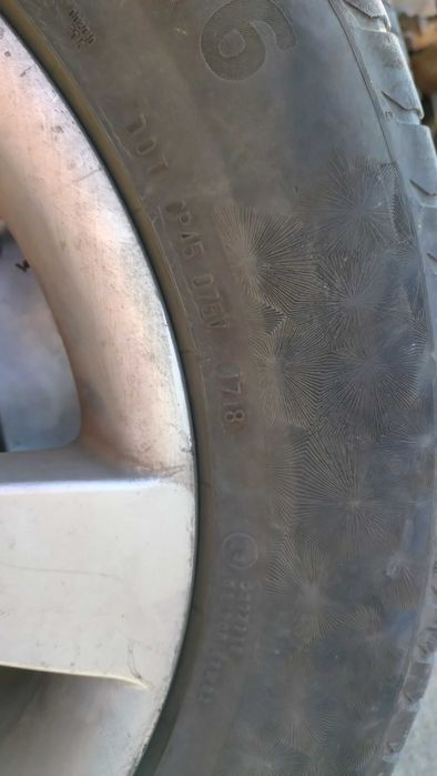 4Летни гуми Continental с алуминиеви джанти 235/60 R18 Hyundai Santafe