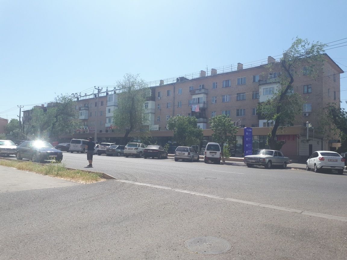 3 комнатная .В Таразе. Ниеткалиева 7.