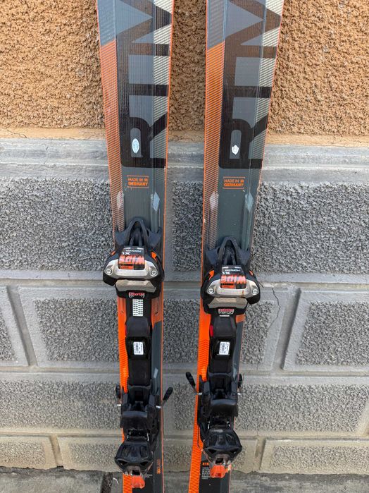 schi volkl rtm 81 L156cm