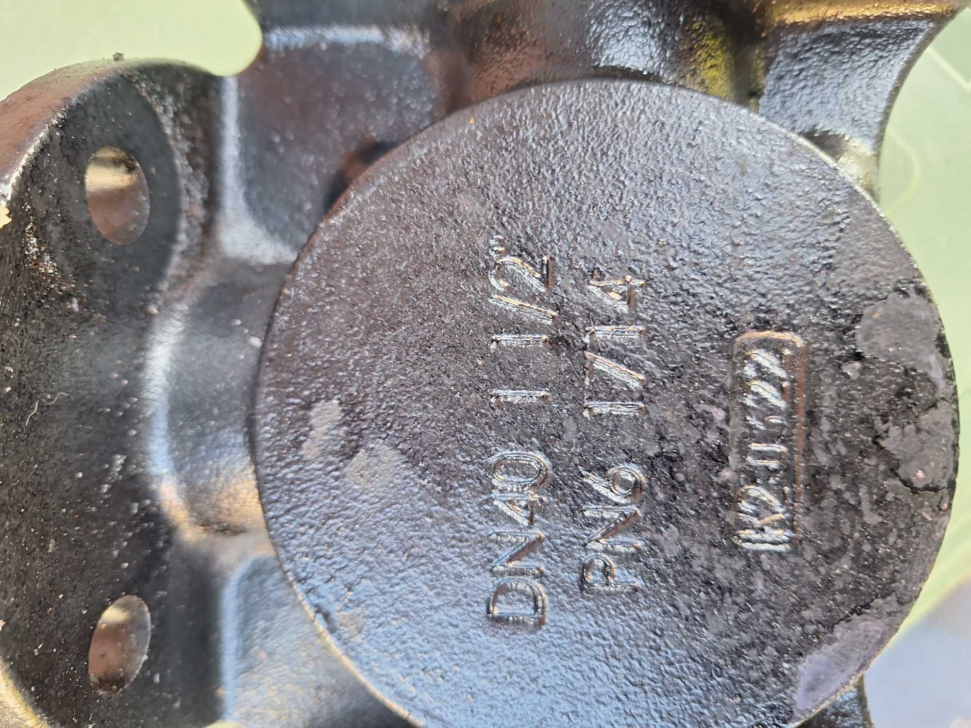 VANA CU 3 CAI DN40 FONTA FLANSE 3F ESBE 1110 0400 ( folosite 1/2 pret)